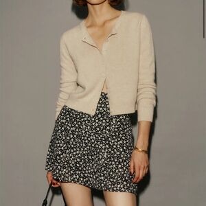 Reformation flounce skirt size 2